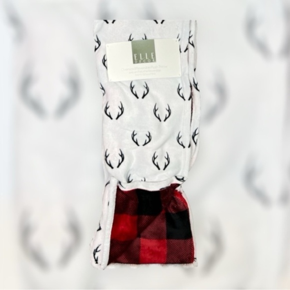 Elle Decor - ‘Antlers & Plaid’ reversible throw. 50” x 70”. NWT Last One!
